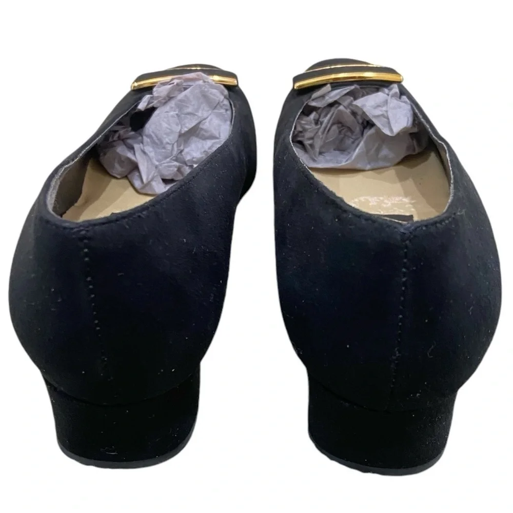 Selby comfort flex black suede 1 inch block heel shoes gold tone toe detail sz 9